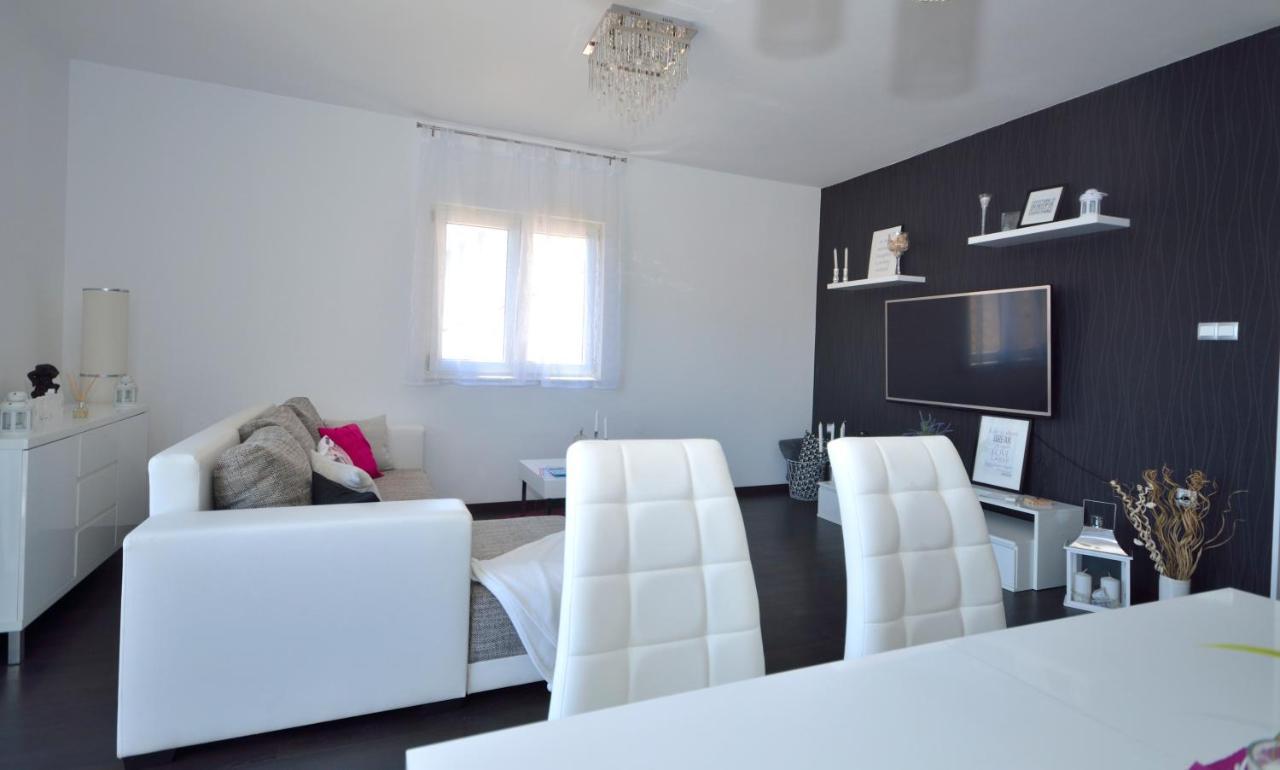 Apartman Staro Selo 普利莫顿 外观 照片